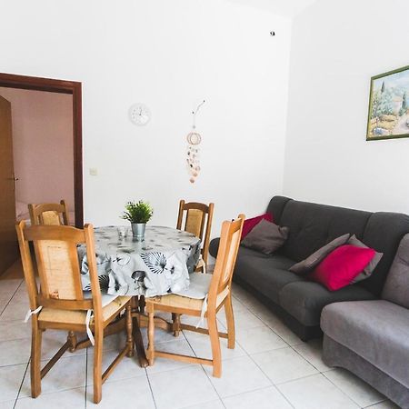 Apartmani Males Rogoznica  Extérieur photo